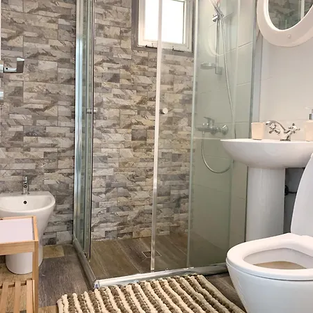 Downtown Apartment *