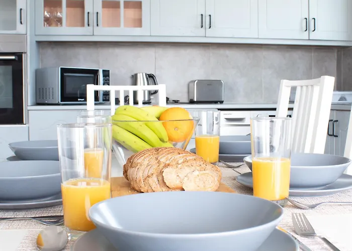 דירה Downtown לרנקה